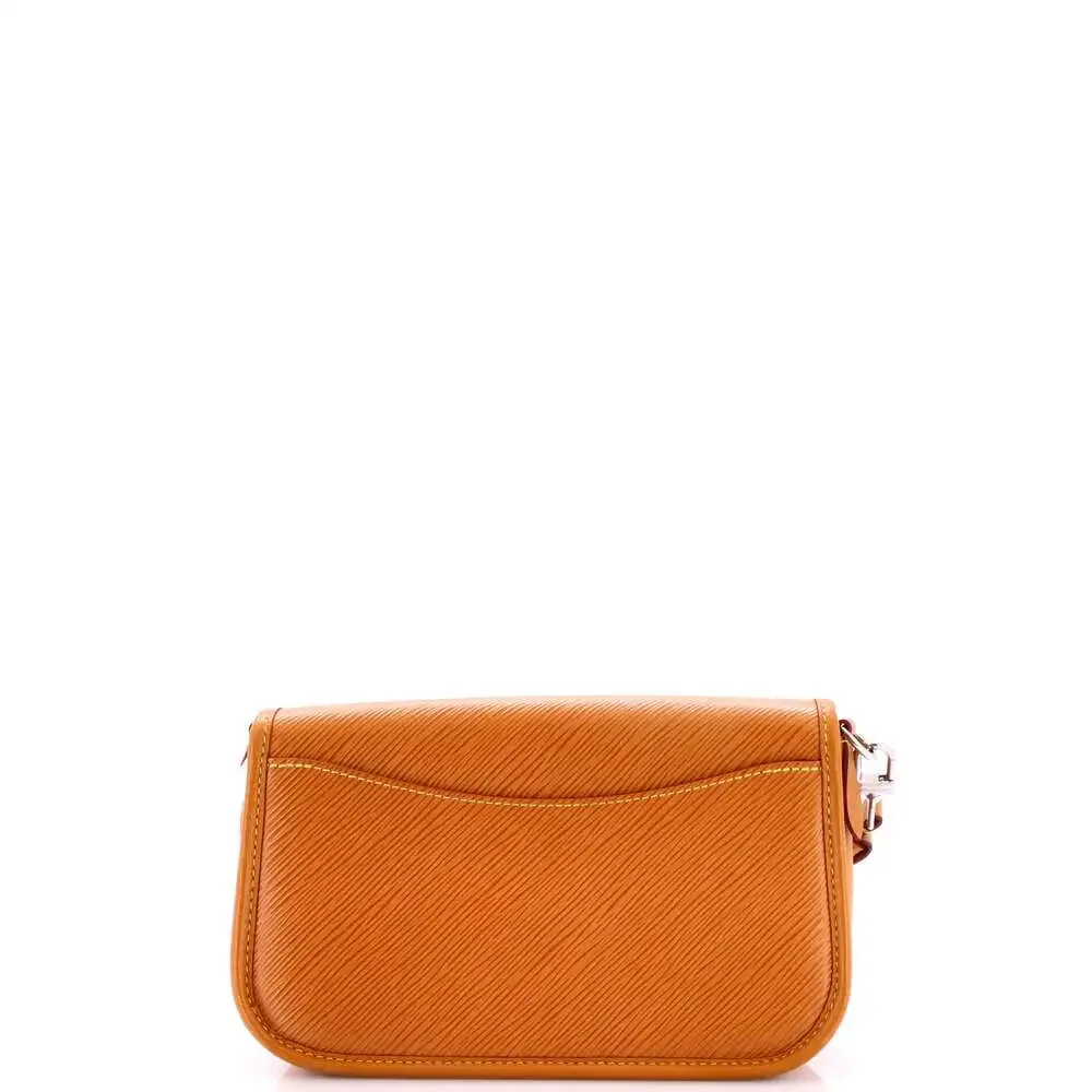 Louis Vuitton Buci Crossbody Bag Epi #266166L21B